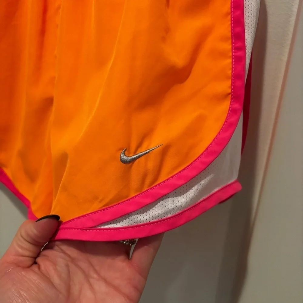 Nike Dri-Fit Women's Running Shorts Neon Orange Pink Lined Size XS 3